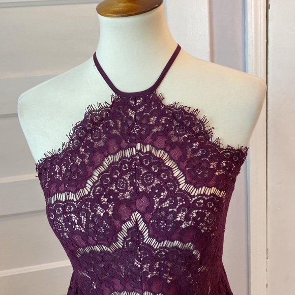 Francesca’s Collection Burgundy Lace Overlay and Tulle Bottom Dress, Size M - Picture 9 of 16